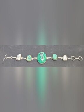 Handmade Green Druzy and Pearl Bracelet